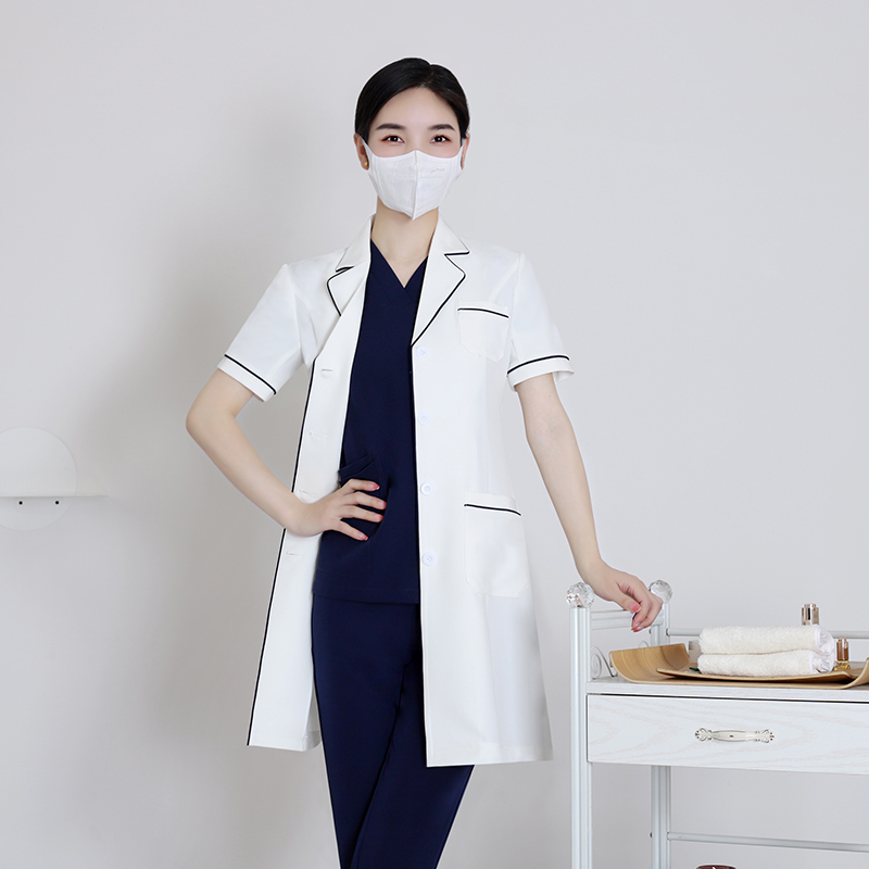 Short-Sleeve White Lab Coat Me - Medical Lab Years 评论和价格